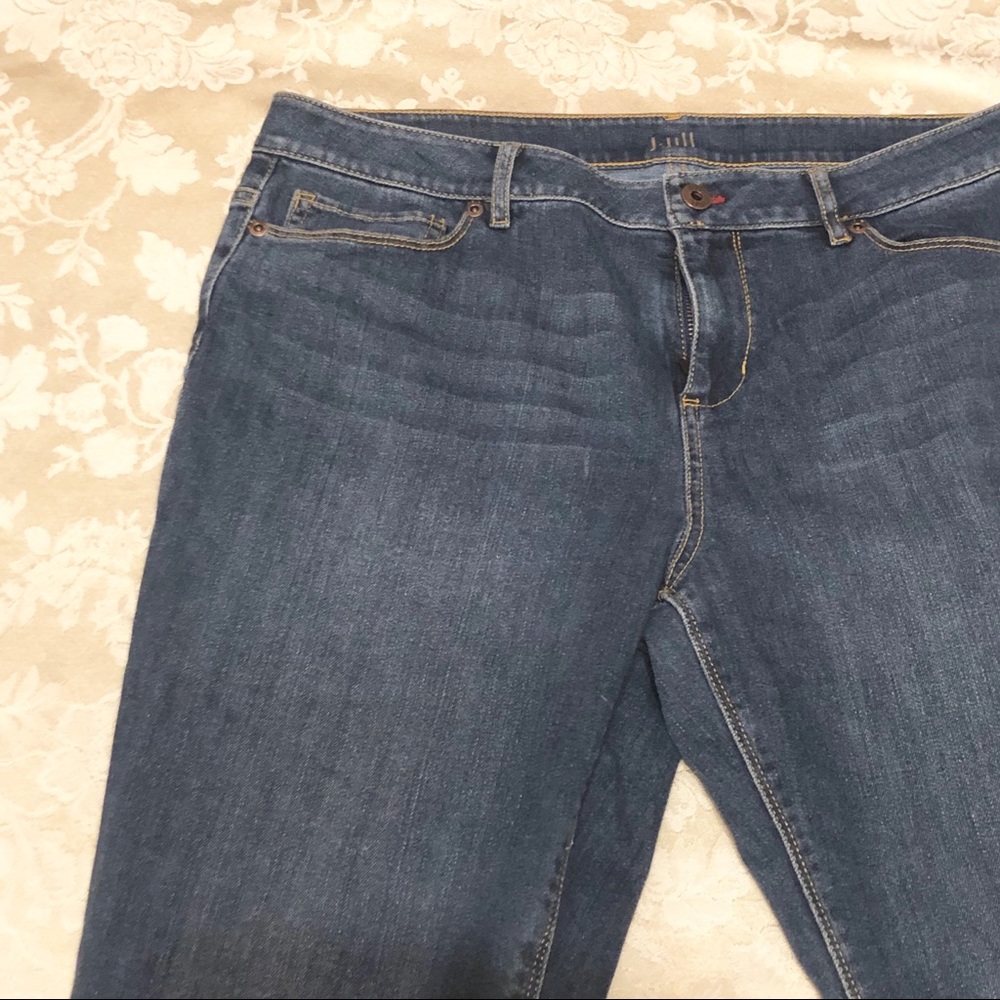 J.Jill | Authentic Fit Slim Boot Cut Stretch Jean